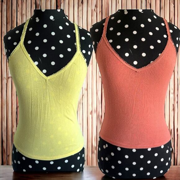 5/$35  Destined Womens Tank Tops 2 Sz S M Peach Light Yellow Ribbed Knit Cropped - Picture 1 of 15